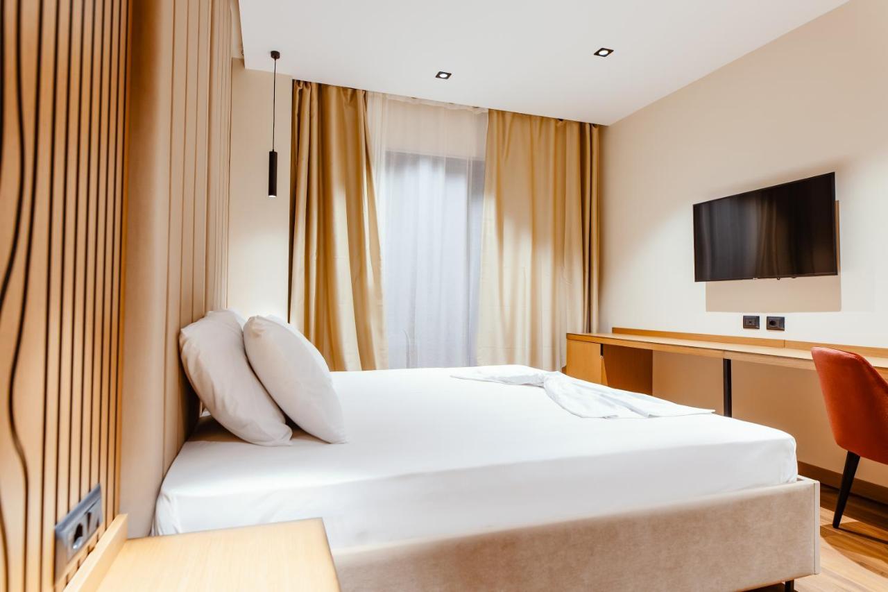 Valza Boutique Hotel Vlore Exterior photo