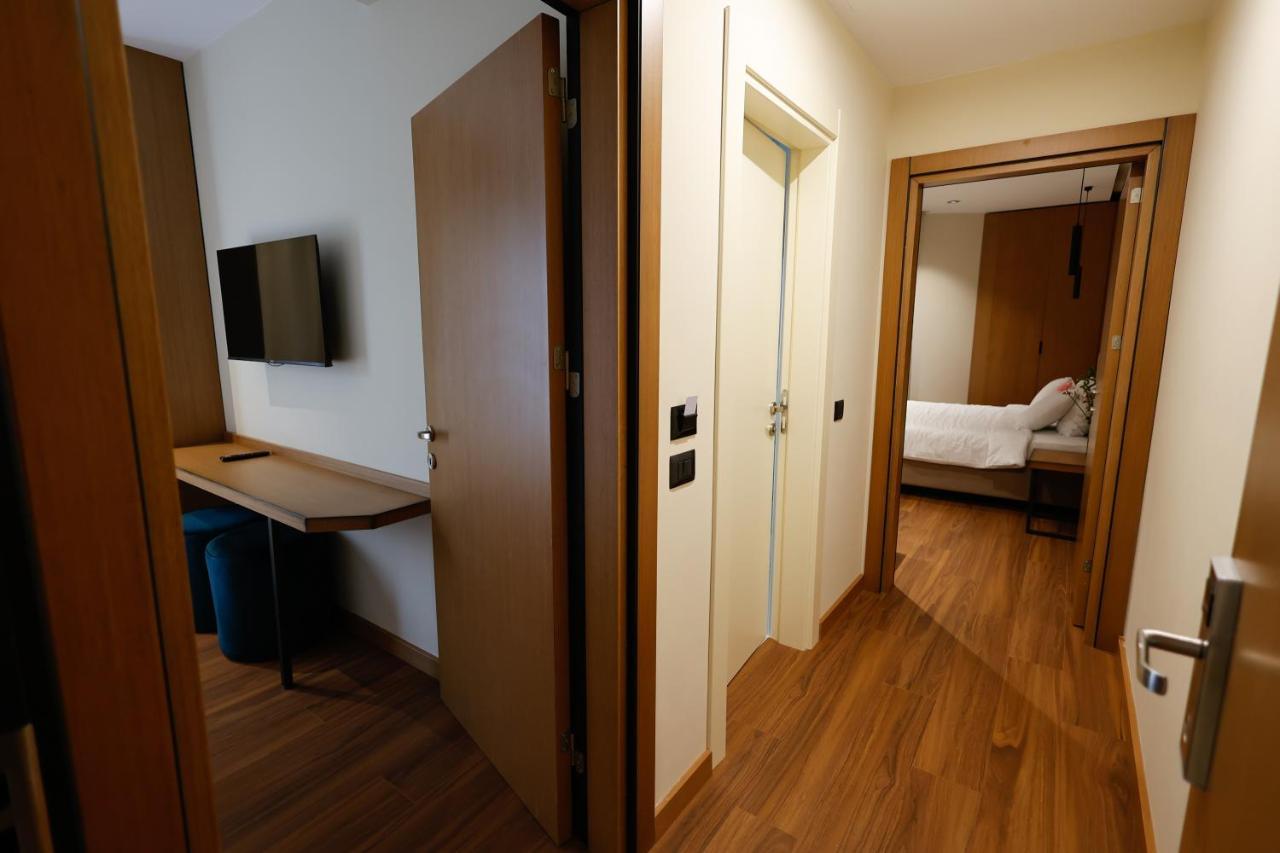 Valza Boutique Hotel Vlore Exterior photo