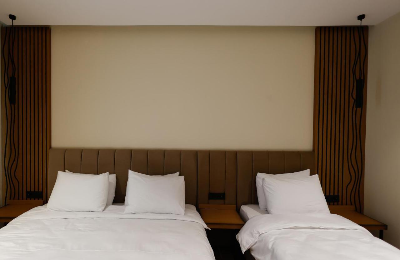 Valza Boutique Hotel Vlore Exterior photo