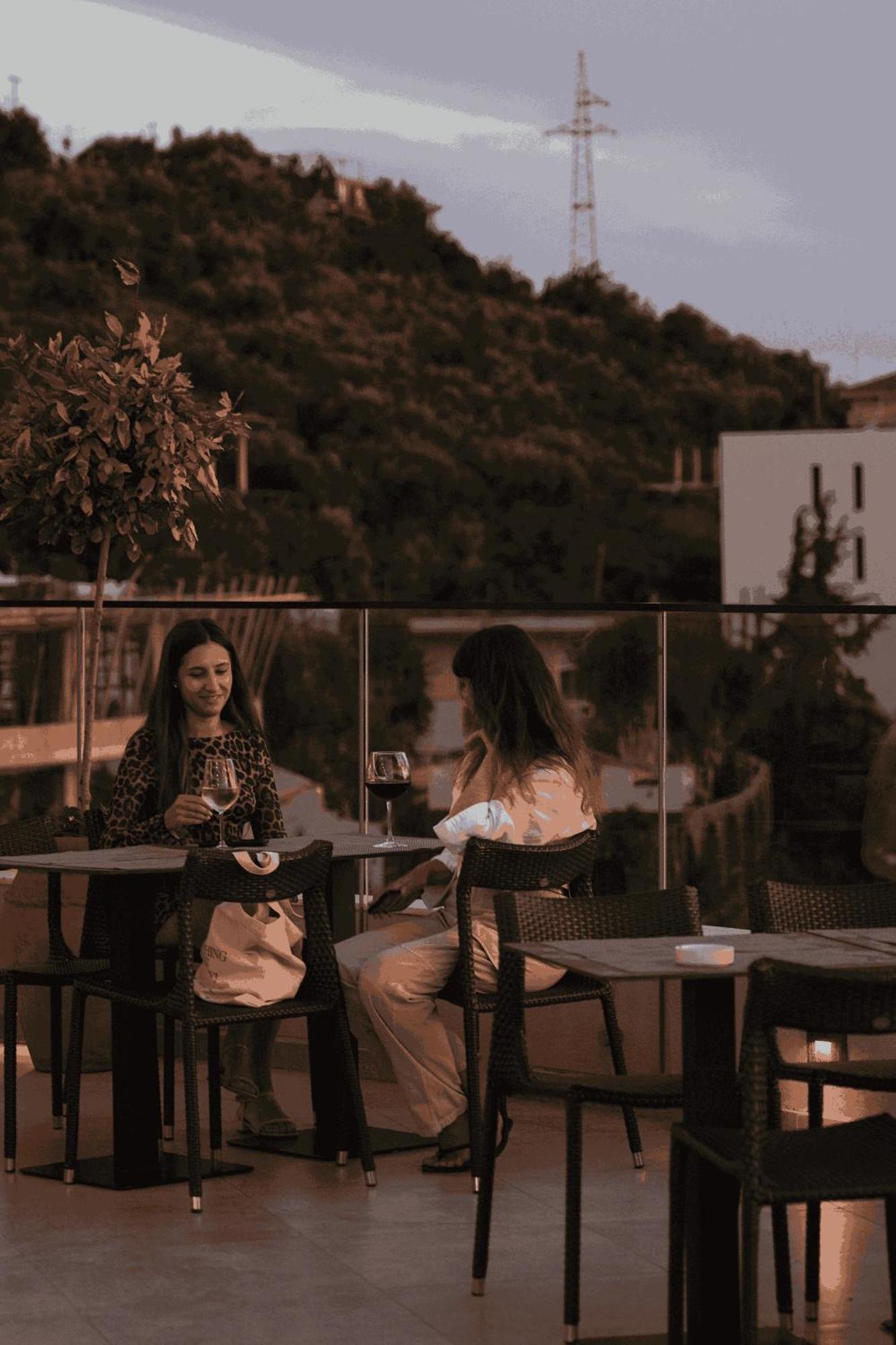 Valza Boutique Hotel Vlore Exterior photo
